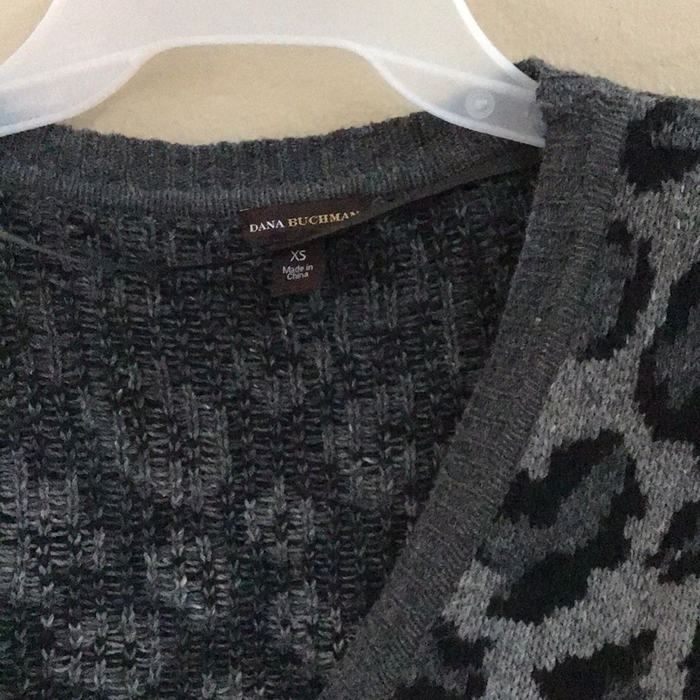 Cardigan - Picture 7 of 8